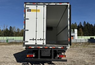 HINO 700 (18т) 4×2 РЕФРИЖЕРАТОР ХОУ THERMO KING T-1080